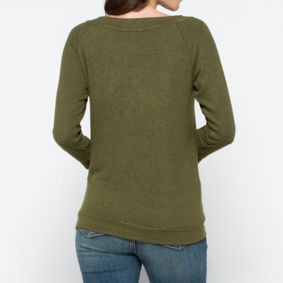 Brushed Knit Top 3/4 Sleeves Olive green - Picture 5 of 8